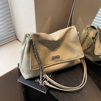 Women's Textured Chain Tote Bag Beige 2024