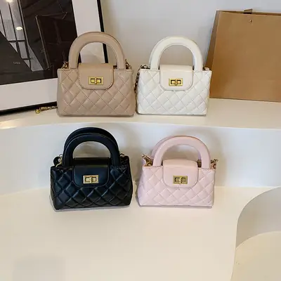 Black Diamond Plaid Handbag with Chain Strap