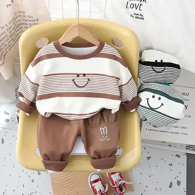 2024 Kids Striped Crewneck Sweatshirt Set Green White
