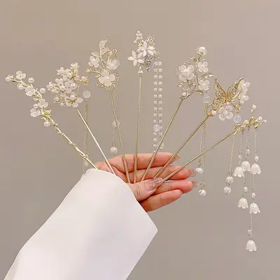 Flower Hairpin with Butterfly & Tassel Design