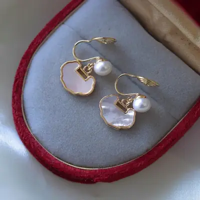 Vintage Natural Pearl Earrings for Women