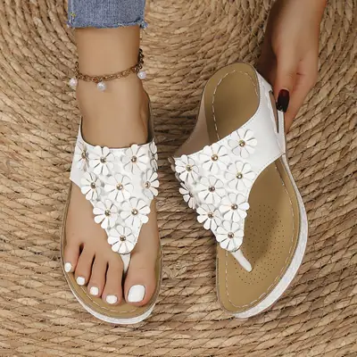 White Floral Cross-Size Rubber Flip-Flops Large
