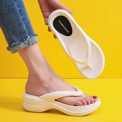 Women's White Korean Dongdaemun Thick Flip Flops