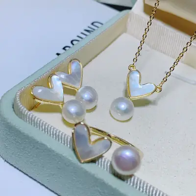 Zhuji Pearl Heart Necklace Set for Women