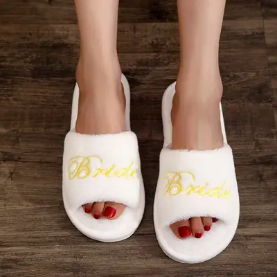 Embroidered one-word Mao Mao slippers women's foreign trade ultra-light slippers warm cotton slippers four seasons slippers autumn and winter slippers