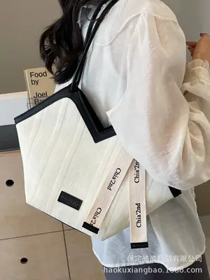 Black Casual Shoulder Bag for Women 2024