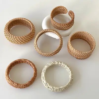 Cross-border Hot-selling Ethnic Style Woven Rattan Bracelet Retro Classic Round All-match Bracelet Fashion Commuter Bracelet