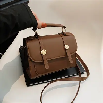 Black Retro Square Shoulder Bag 2024 Spring