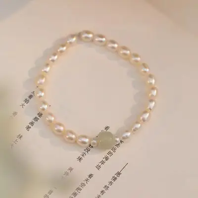 Freshwater Pearl Bracelet for Women's Elegant Summer Wear