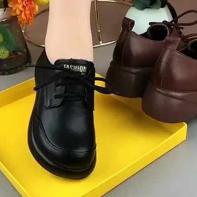 Black Round Toe Low Heels Lace-Up Casual Shoes