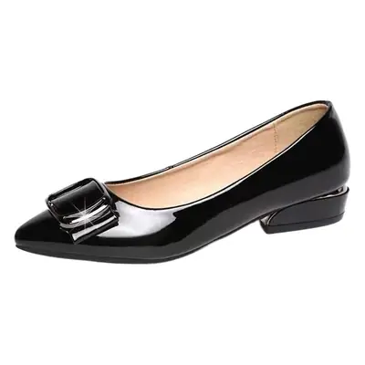 Leather Flat Low Heeled Shoes Women's 2024 Spring New Thick Heeled Shallow Mouth Pointed Women's Small Leather Shoes for Work