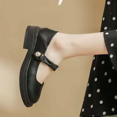 Women's Cream Mary Jane Flat Shoes Small