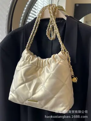 Women Rhomboid Chain Bucket Bag Cream Gold