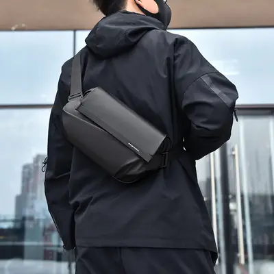 Men's Black Jersey Casual Shoulder Bag with Camera & Keys