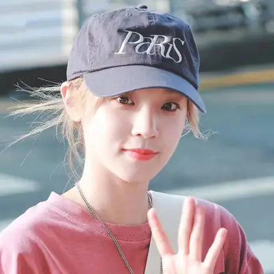 Black Paris-themed Baseball Cap for Women
