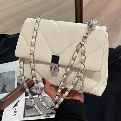 Diamond Chain Crossbody Bag Pink Large Capacity Women