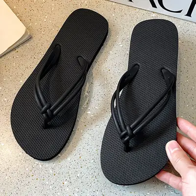 Women's Black Breathable Flip Flops Beach Style