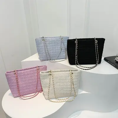 Women's New Style Textured Shoulder Bag with Gold Chain