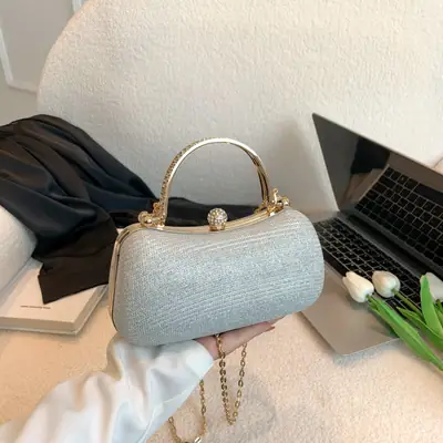 2024 Women's Silver Textured Chain Crossbody Bag
