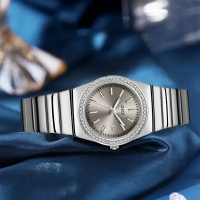 Women's Gold Diamond-Encrusted Quartz Watch with Bamboo Band