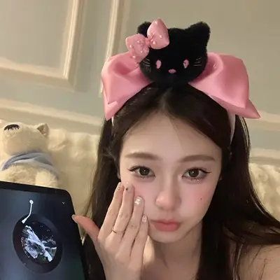 KT Bow Headband Women Cute Cartoon Hair Stamp 2024