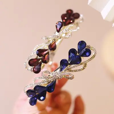 Blue Crystal Heart Clip Hairpin with Diamond Accents