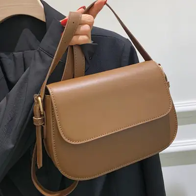 Retro Simple Underarm Bag for Women Brown 2026
