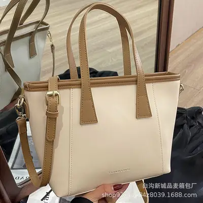 Women Retro Brown Shoulder Bag Large Capacity 2026