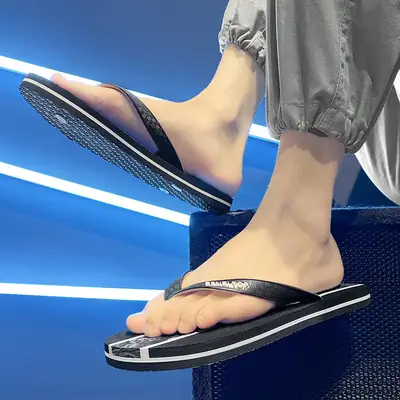 2025 Summer Flip Flops Large Size Non-Slip Wearable