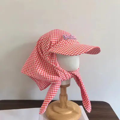 Green Checkered Baseball Cap with Strap Sunscreen