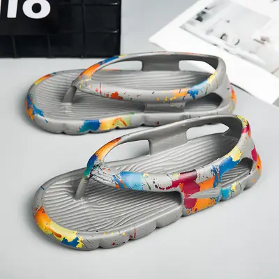 Men's Flip-Flops Beach Shoes Couple Sandals Casual Flat Slippers Fashionable Summer New Camouflage Soft-Soled Flip Flops