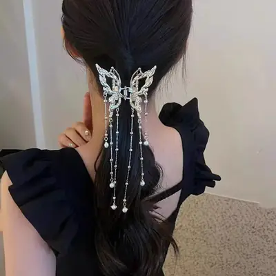Elegant Hollow Butterfly Hairpin with Pearl Tassels