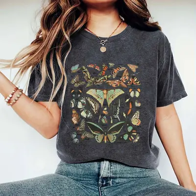 Women Butterfly Print Round Neck T-Shirt Brown Short Sleeve
