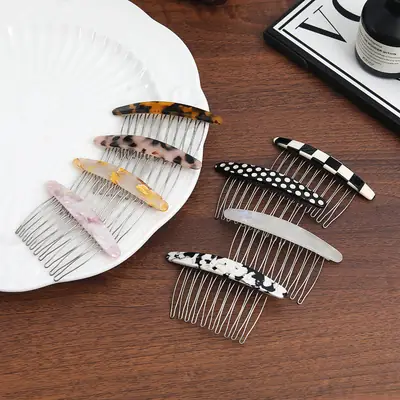 Women's Hair Comb with Leopard Print Design