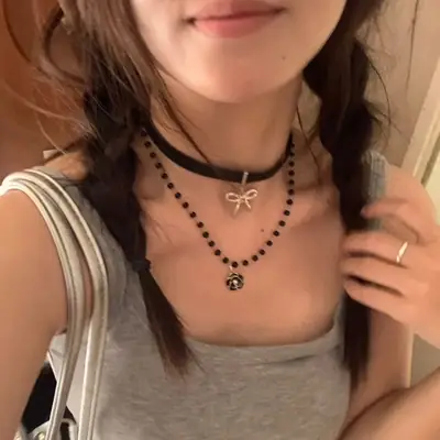 Ancient Silver Bow Collar Necklace for Women