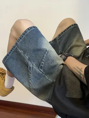 Men Pleated Gradient Denim Shorts 2024 New