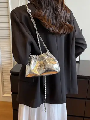 2024 New Light Silver Pleated Cloud Bag with Chain Crossbody
