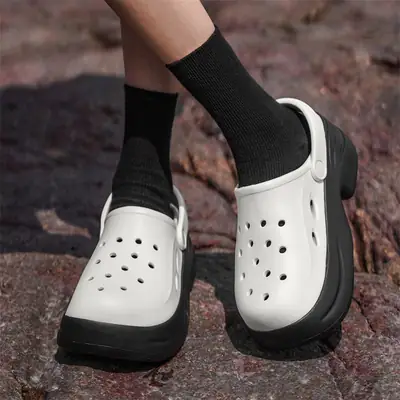 Women's White Hole Sandals Summer Non-Slip Outdoor