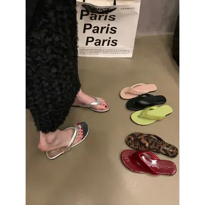 Women's Leopard Print Silver Flip Flops Summer