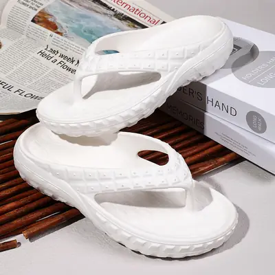 Cross-border flip-flops men's summer new men's and women's sandals plus size tide shoes outdoor beach shoes flip-flops wholesale