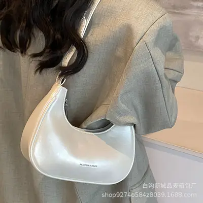 White French Niche Crossbody Bag for Women