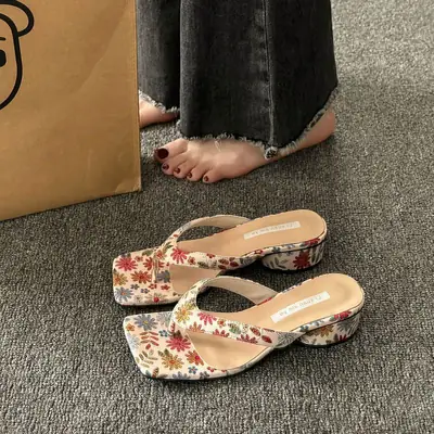 Women Floral Flip Flops Summer Sandals 2025