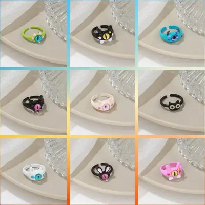 Funny One-Eyed Monster Ring Niche Design
