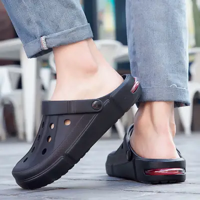 Women's Clogs with Air Cushion Thick Soles, Outdoor Casual Slippers with Non-Slip Design, Comfortable and Versatile, Can Be Worn Outside, Breathable and Lightweight