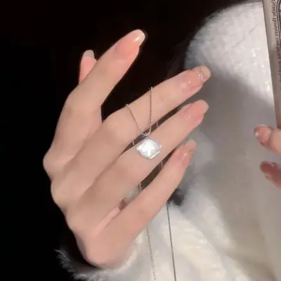 Women's Heart-Shaped Silver Necklace for Valentine's Day