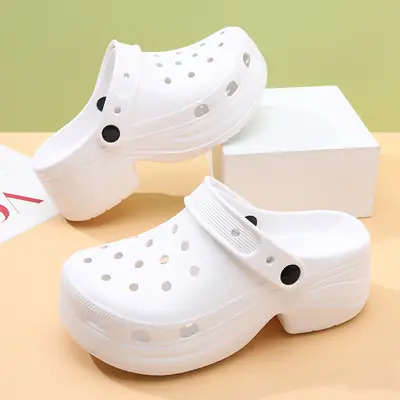 Women's White Slim Fit Hole Slide Casual Sandals