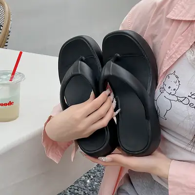 Thick Bottom Flip-Flops Women's Summer Fashion Outer Wear 2024 New High Height Beach Seaside Flip-Flops Women's High Heel