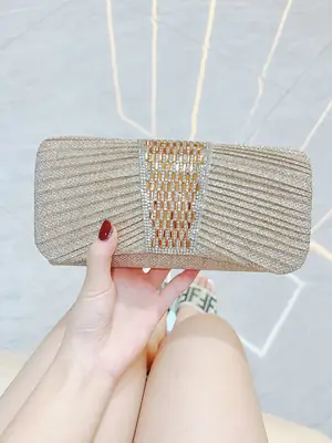 Diamond-encrusted Women's Rhinestone Crossbody Bag