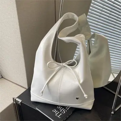 Pink Korean Style Shoulder Bag with Bow Detail