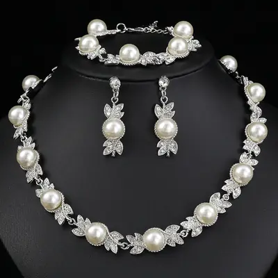 Luxury Pearl Necklace Set for Women with Clavicle & Bracelet